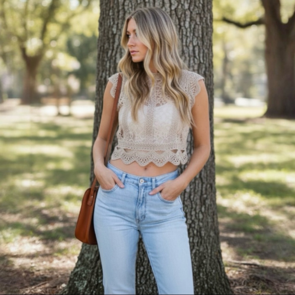 Belle of the Ball Couture Boutique Crotchet & Lace Crop Top - Picture 8 of 9